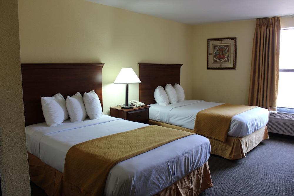 Econo Lodge Andrews Afb Клинтън Екстериор снимка